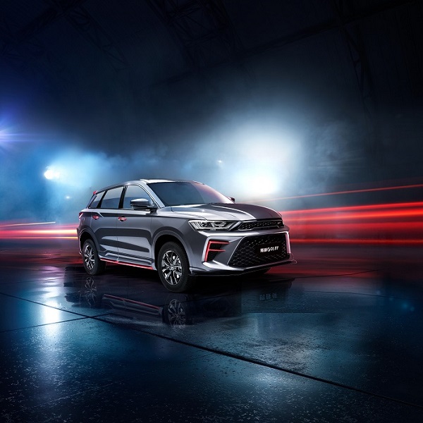 【搜狐網】個性與性價比并存，斯威G01FF與年輕人更對味