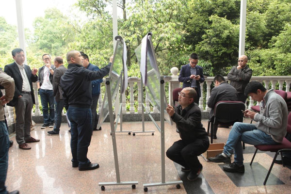 領(lǐng)航未來(lái)——鑫源控股組織召開(kāi)戰(zhàn)略研討會(huì)